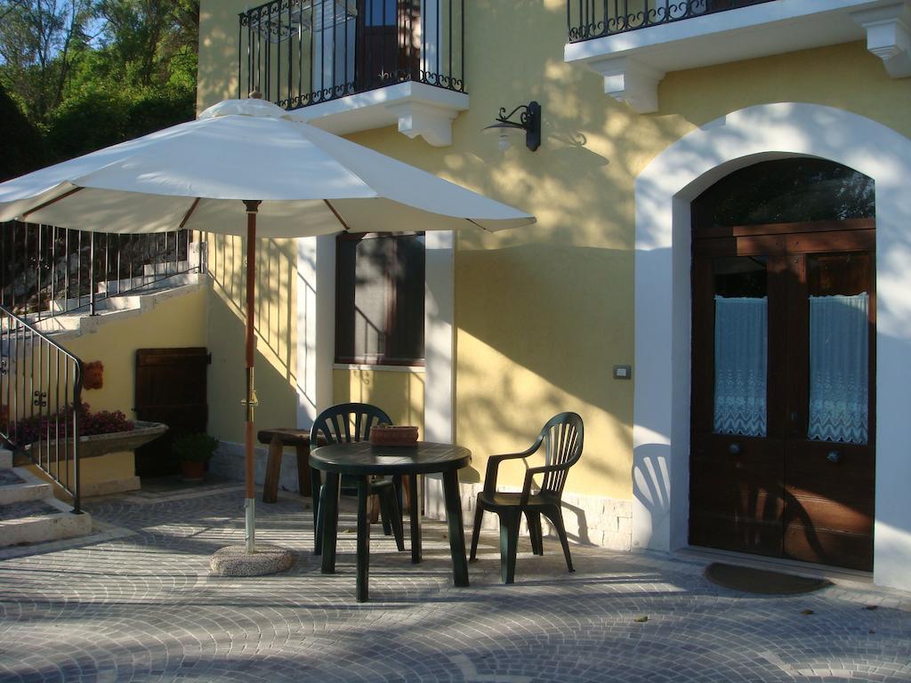 Residence Villa Valsi Санто Стефано ди Сесанио Екстериор снимка